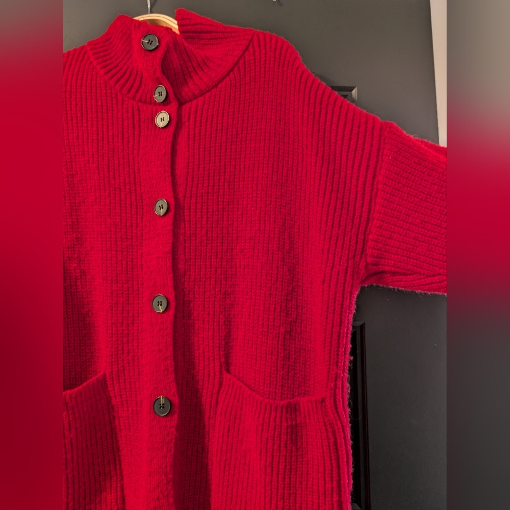 Red Button-Front Long Ribbed Knit Sweater - Picture 2 of 3